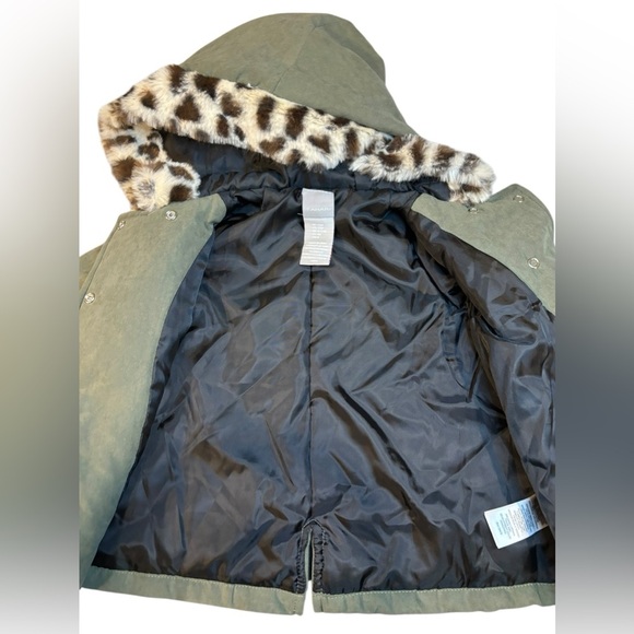 Tahari Olive Green Hooded Coat with Faux Fur Trim 12M - Picture 4 of 7